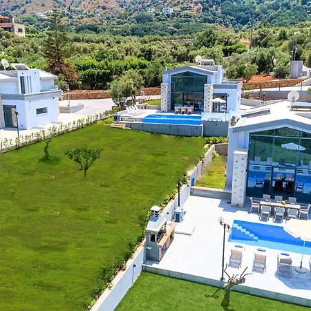 Moonlights Villas Heated Pool Γεωργιούπολη Εξωτερικό φωτογραφία