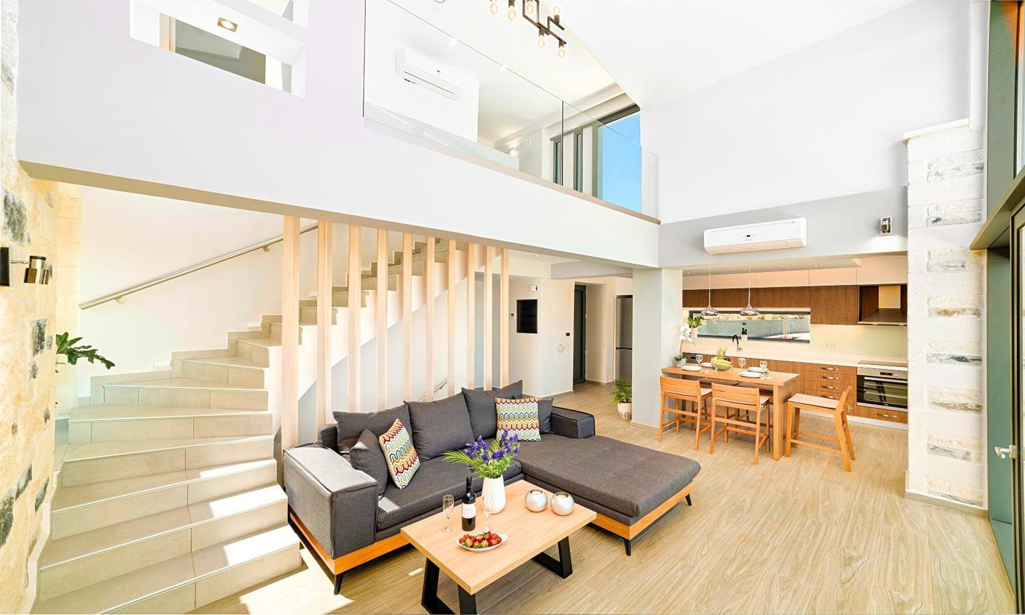Moonlights Heated Pool Villa *