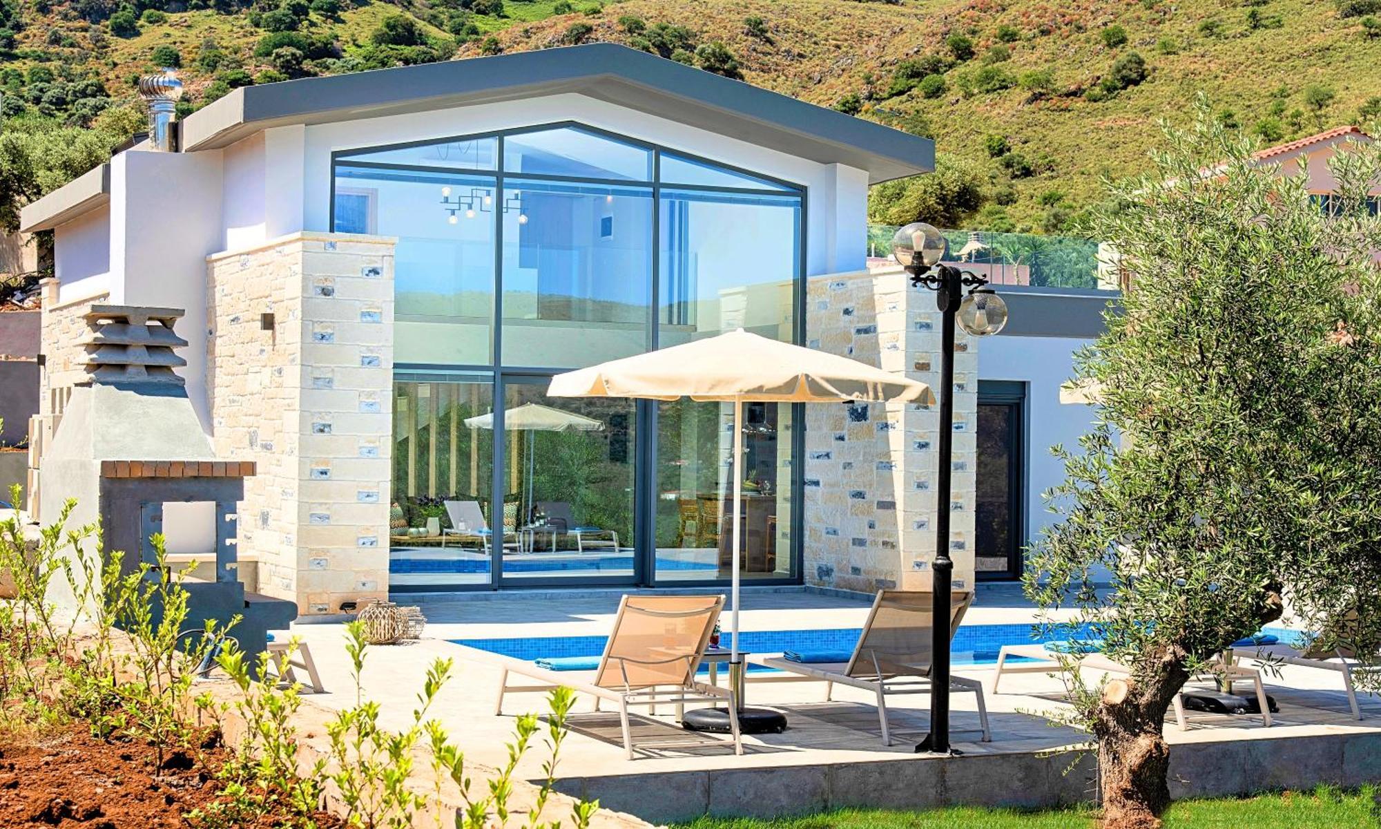Moonlights Heated Pool Georgioupoli